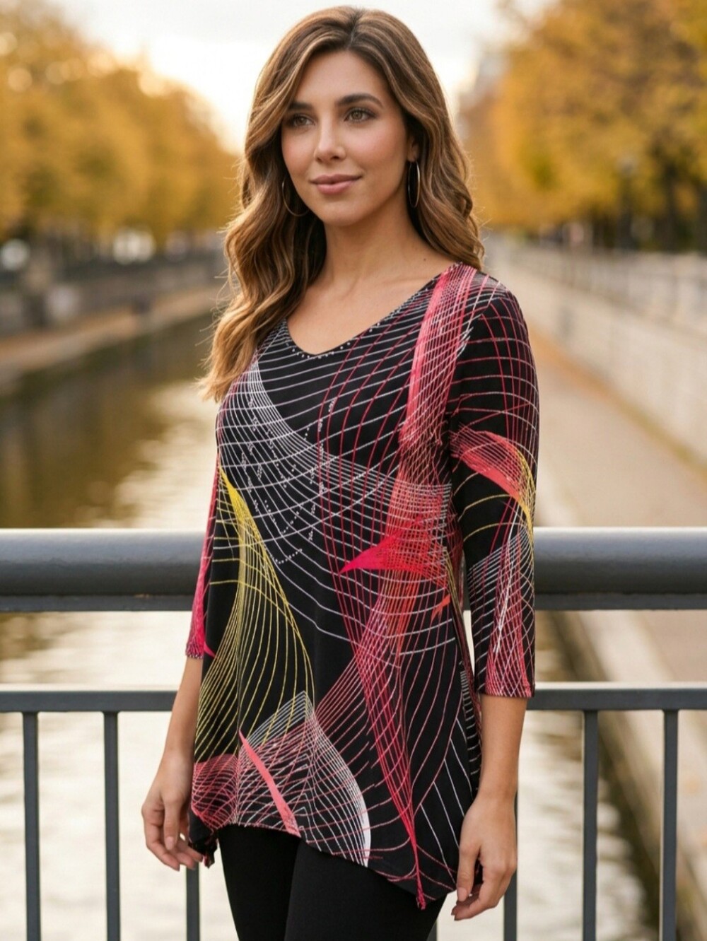 🦈🧨 VALENTINA Shark Bite Abstract Geometric Rhinestone Tunic Top Size L/XL